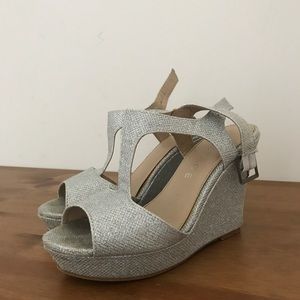 Silver Sparkly Wedges, 6.5